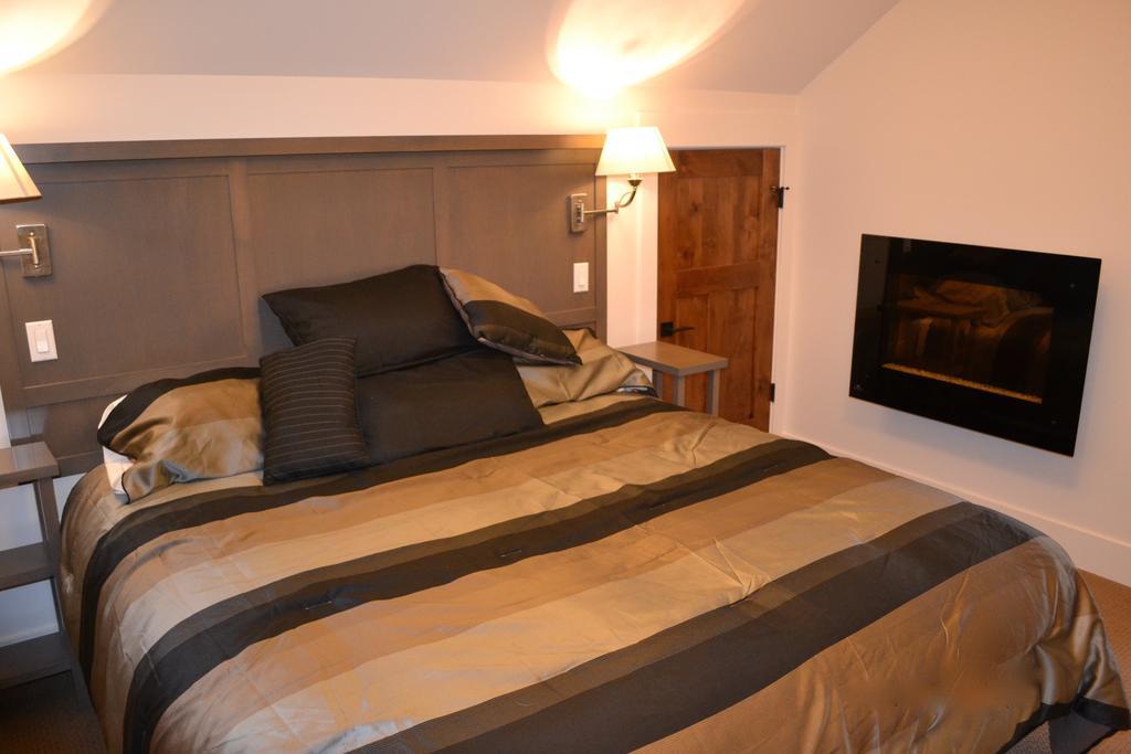 רדיום הוט ספרינגס Radium Elk Park B & B חדר תמונה