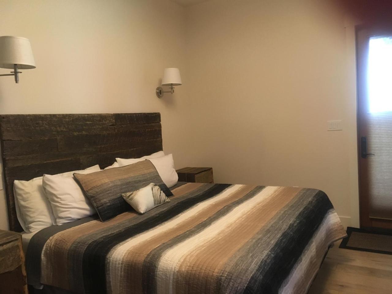 רדיום הוט ספרינגס Radium Elk Park B & B מראה חיצוני תמונה
